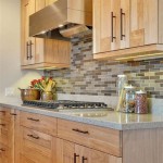 Beautiful Kitchen Backsplash Ideas With Oak Cabinets